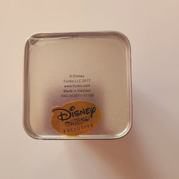 *3 for $50* Funko Mystery Mini - Jiminy Cricket - Disney Treasures Exclusive - Picture 3 of 4